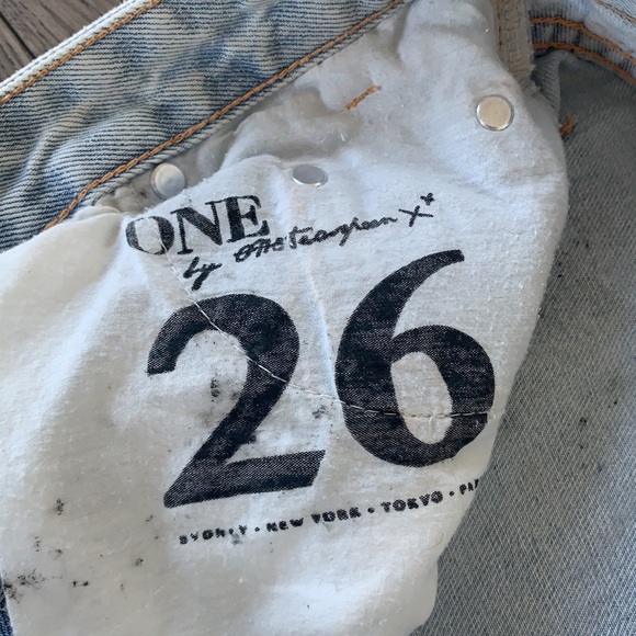 One Teaspoon distressed denim Capri pants size 26 - Picture 4 of 14